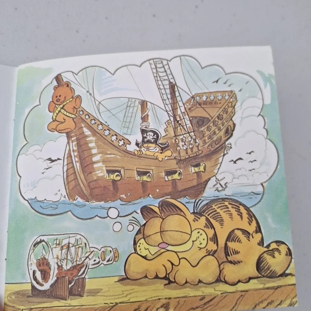 1982 Random House Garfield The Pirate Jim Davis Mike Fentz Comic Halloween Costu
